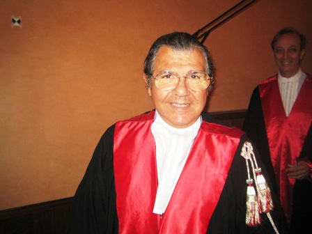 Cardinale Elio toga