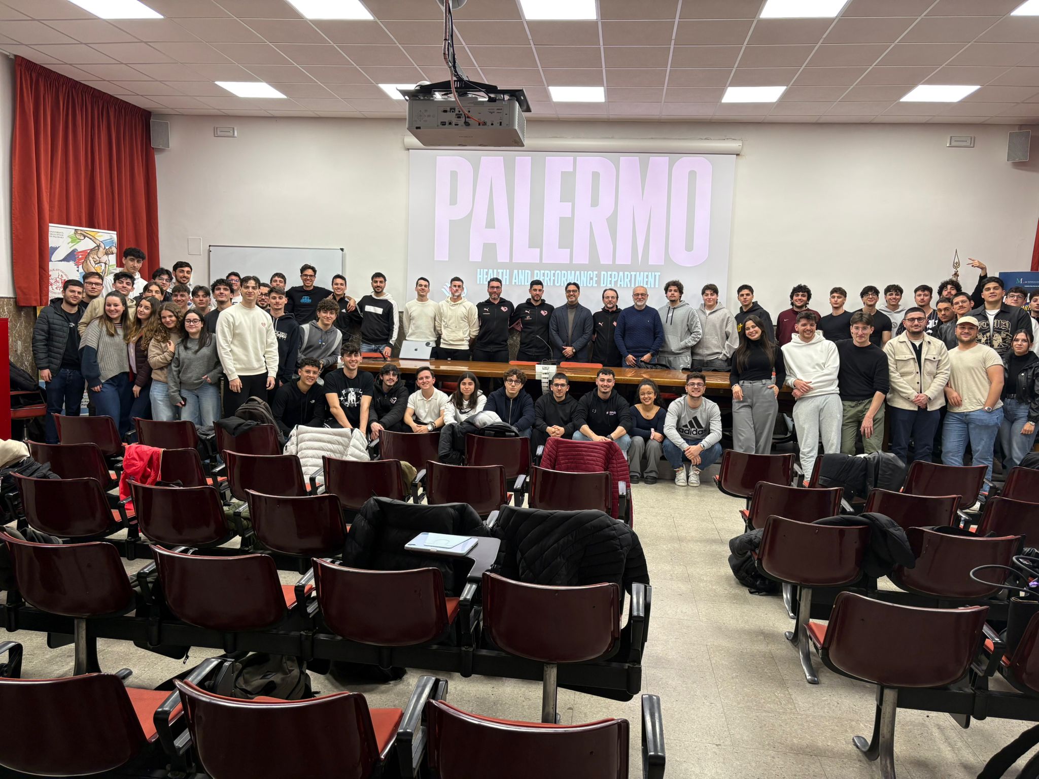 Avviso per gli studenti – Opportunità di tirocinio curriculare Palermo Football Club