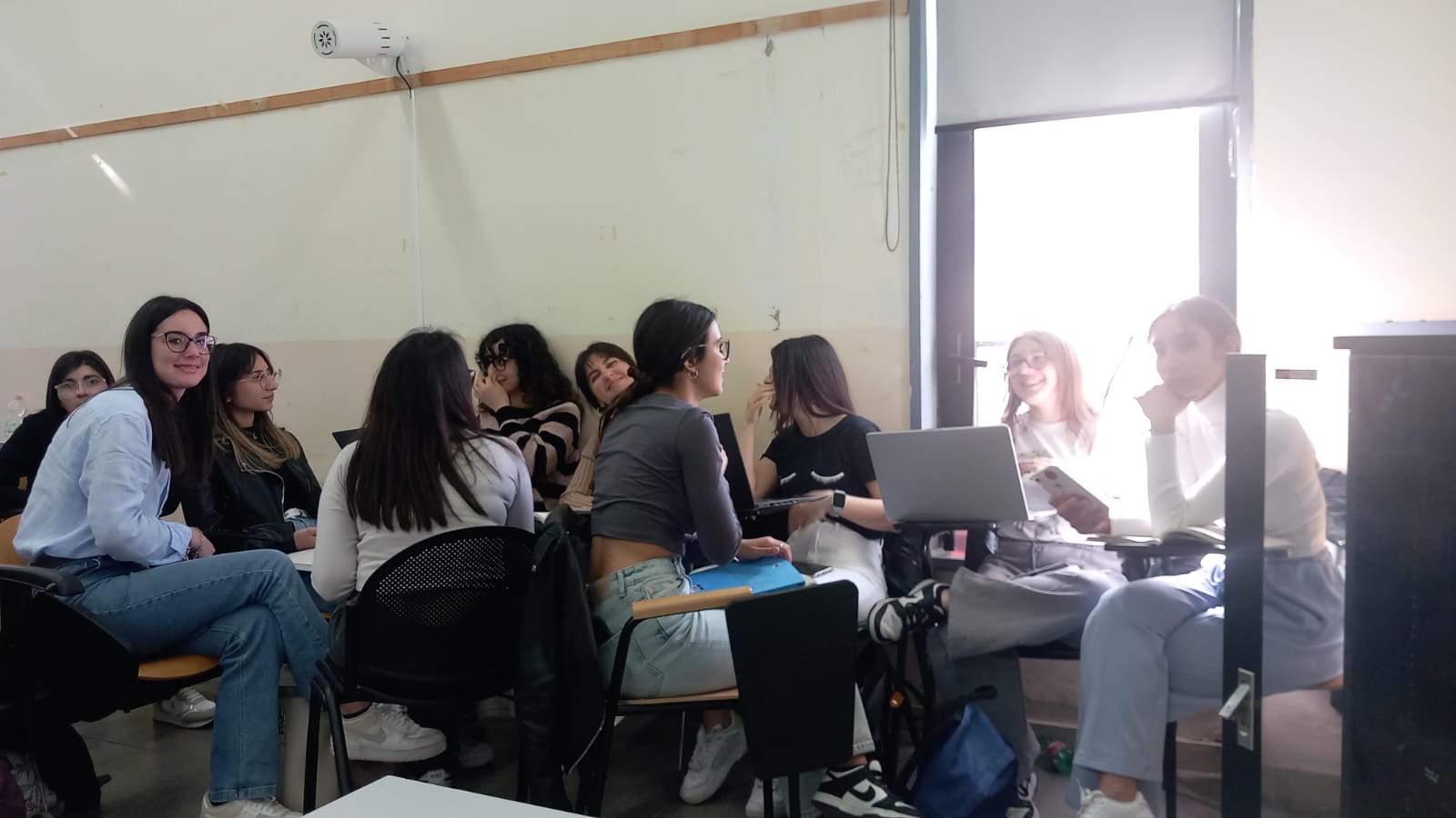 WhatsApp Image 2024-04-29 at 16.23.18 (1) WhatsApp Image 2024-04-29 at 16.23.18 (1)