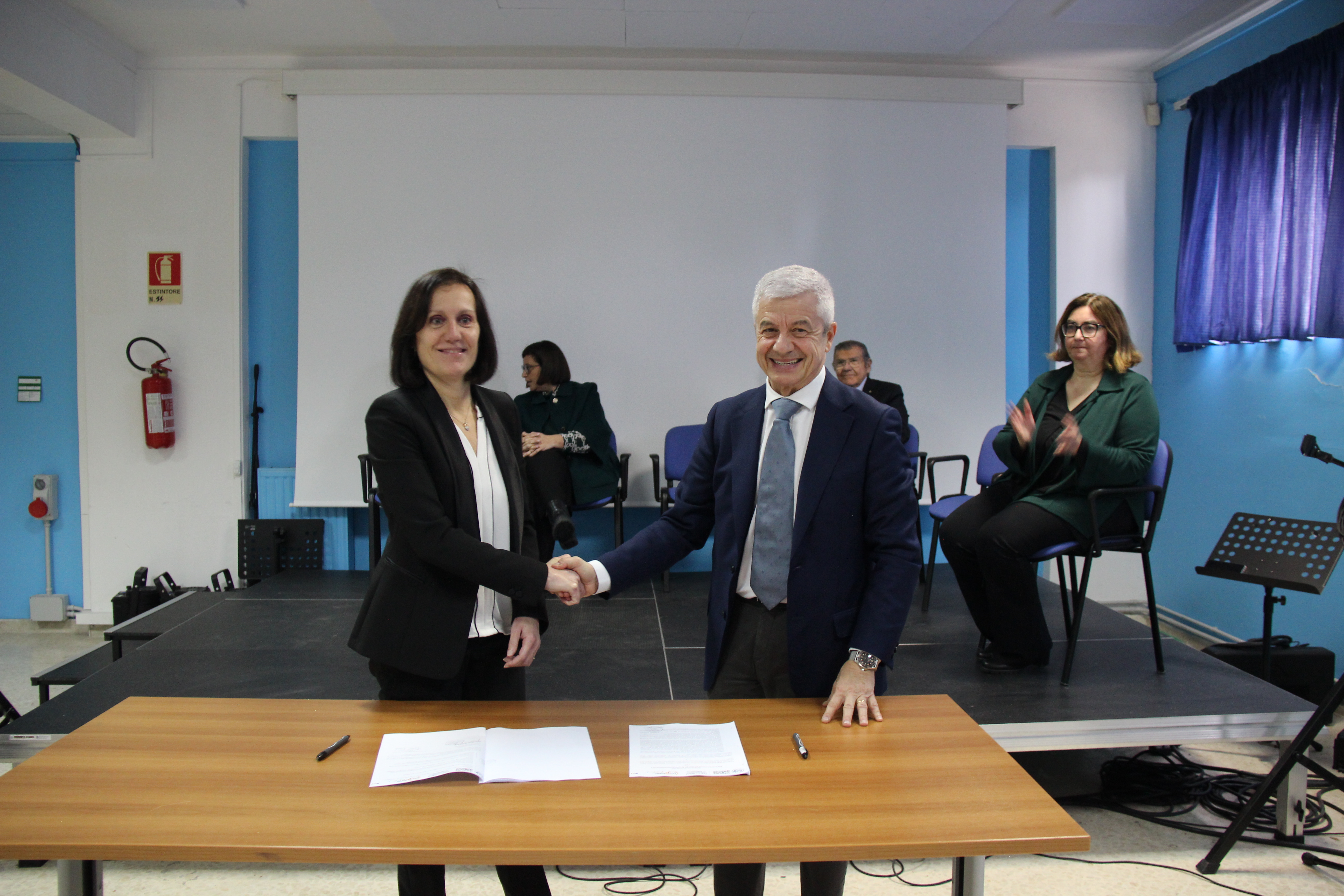 Dai banchi di scuola ai laboratori di ricerca: UniPa e I.S. Majorana firmano protocollo d’intesa  sulla didattica innovativa nel campo del One Health