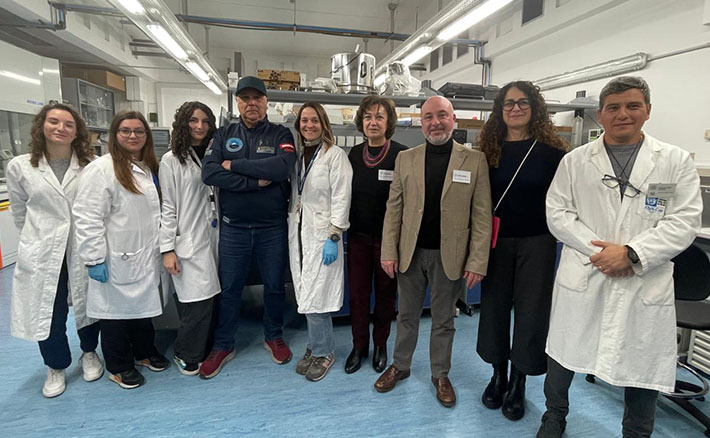 Dal Mar Mediterraneo al Giappone attraversando l’Oceano Indiano - AteN Center e Sergio Davì insieme per la ricerca di microplastiche nelle acque degli oceani