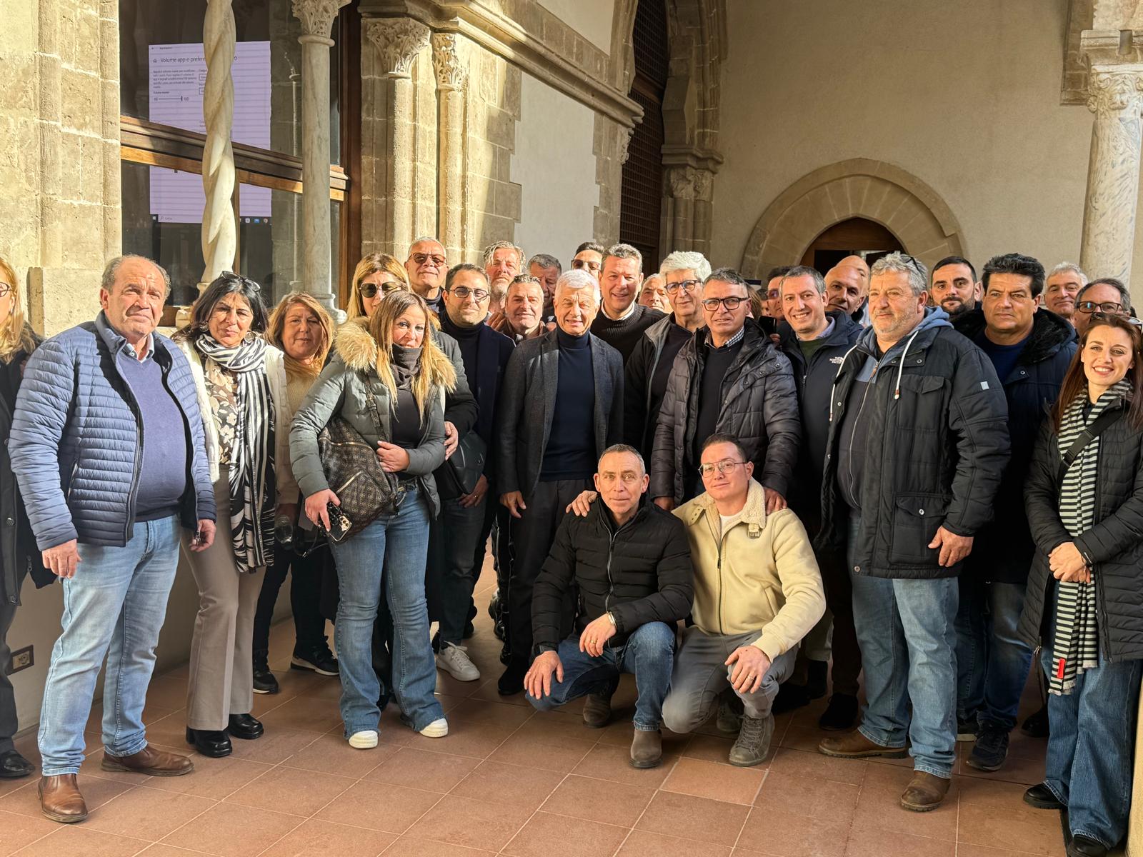 Benvenuto del Rettore e del Direttore Generale ai 30 neoassunti con profilo di addetto alle attività sperimentali di campo e alla manipolazione di piante e suoli