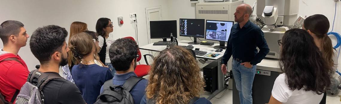 Gli studenti del II anno di Scienze Biologiche in visita ad ATeN Center
